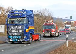 Ueber Zehn Kilometer Protestlawine Waelzte Sich Durch Jena 14